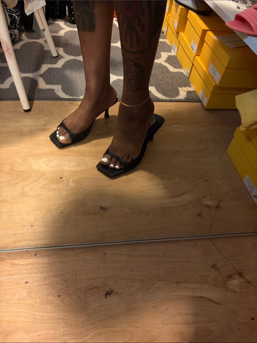 Flor De Maria Classic Black Square-Toe Low Heel Slide